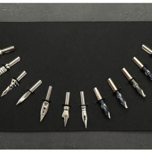 Manga Artistic Dip Pen Nibs - Multi-Tip Set for Calligraphy, Comics & Decorative Art Writing 